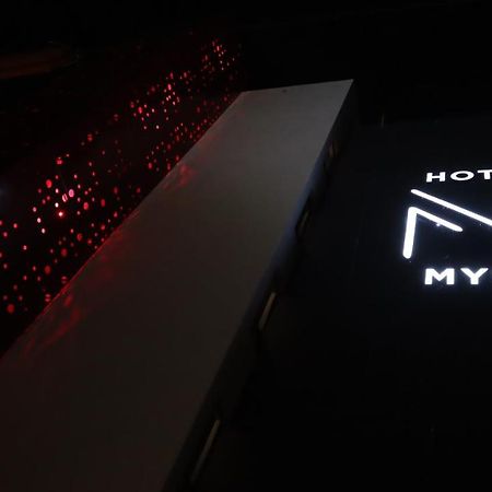 Hotel Myst. 蒙特雷 外观 照片